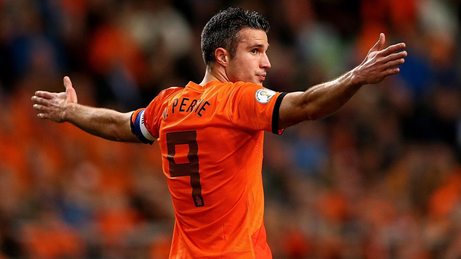 欧冠半决赛之夜，贝林厄姆在伯纳乌的加冕礼